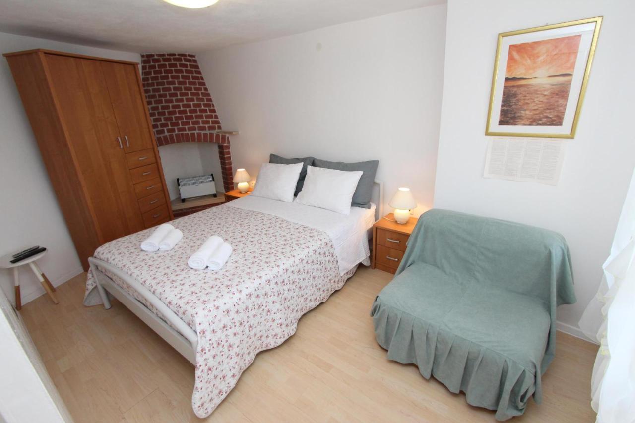 Apartments Knezovic Rovinj Exterior foto